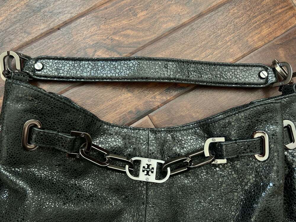 Tory Burch Natalya Black Crackle Leather Hobo Shoulder Bag Urban Chain Witch EUC - Picture 5 of 15
